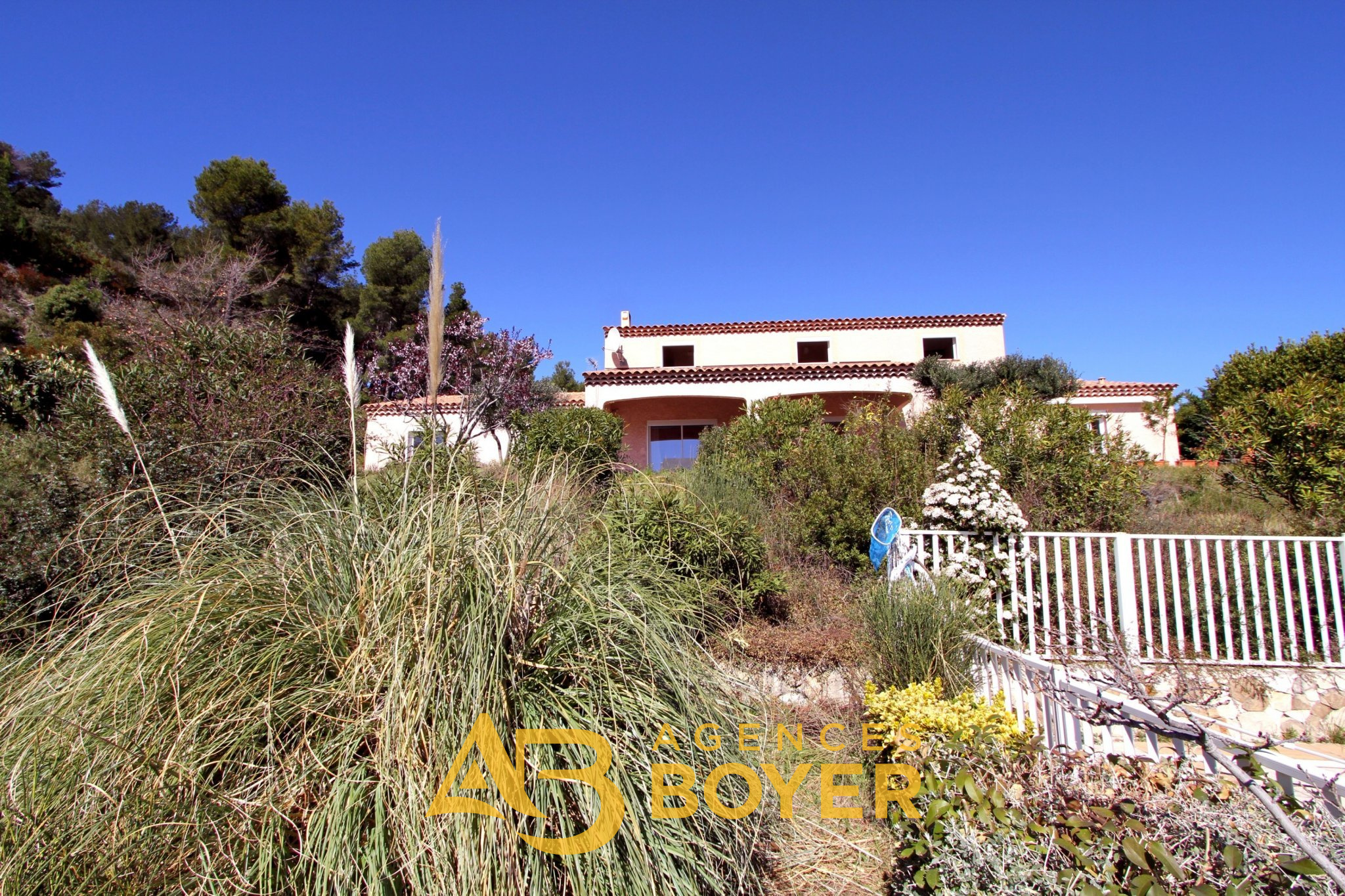 Vente BANDOL - MAISON AVEC VUE DÉGAGÉE